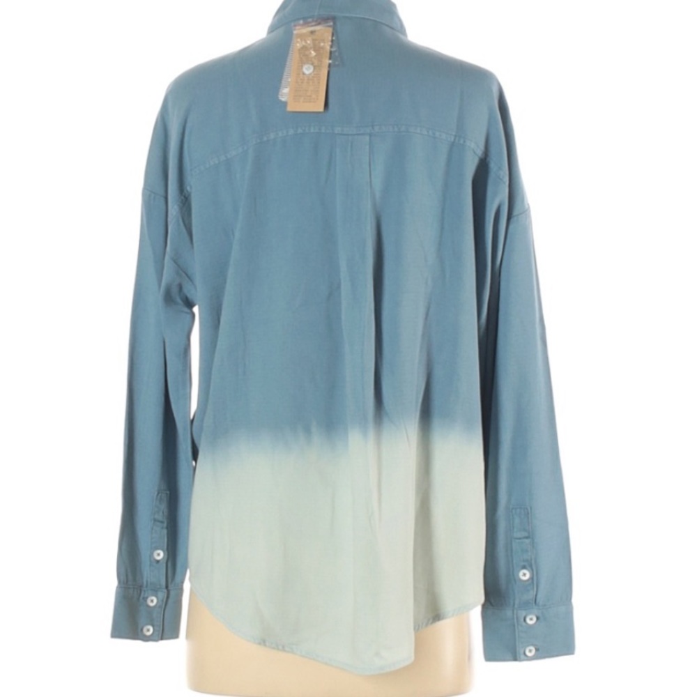 SPLENDID BUTTON DOWN BLOUSE - CLASSIC BUTTON OMBR… - image 6